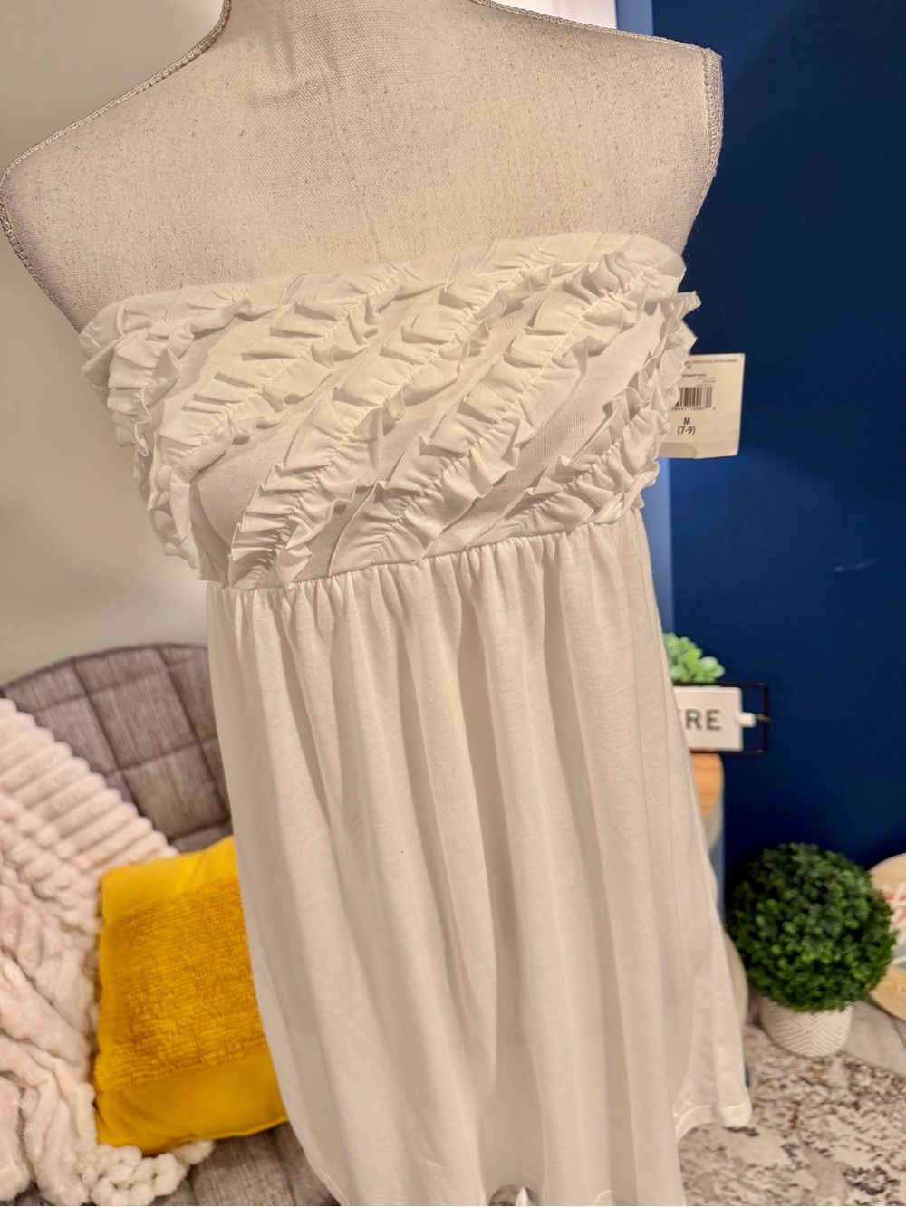 NWT Ocean Pacific White Ruffle Strapless Dress M